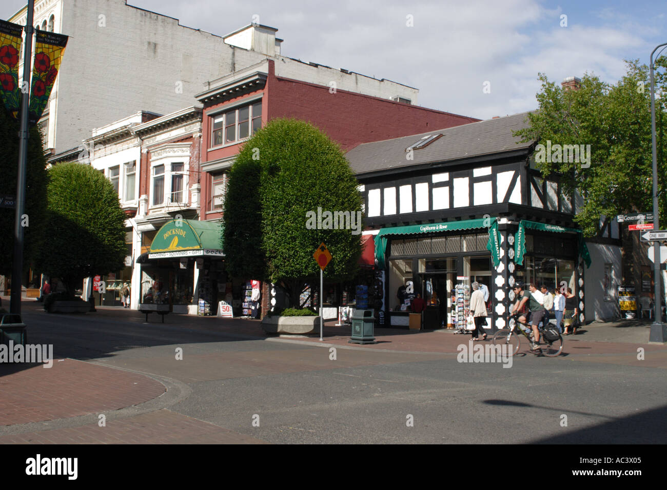 Government street victoria bc hi-res stock photography and images - Alamy