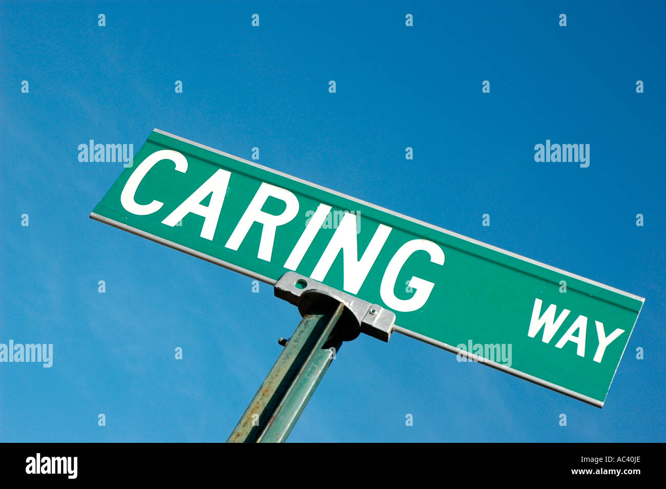Signs in hospital giving directions hi-res stock photography and images ...