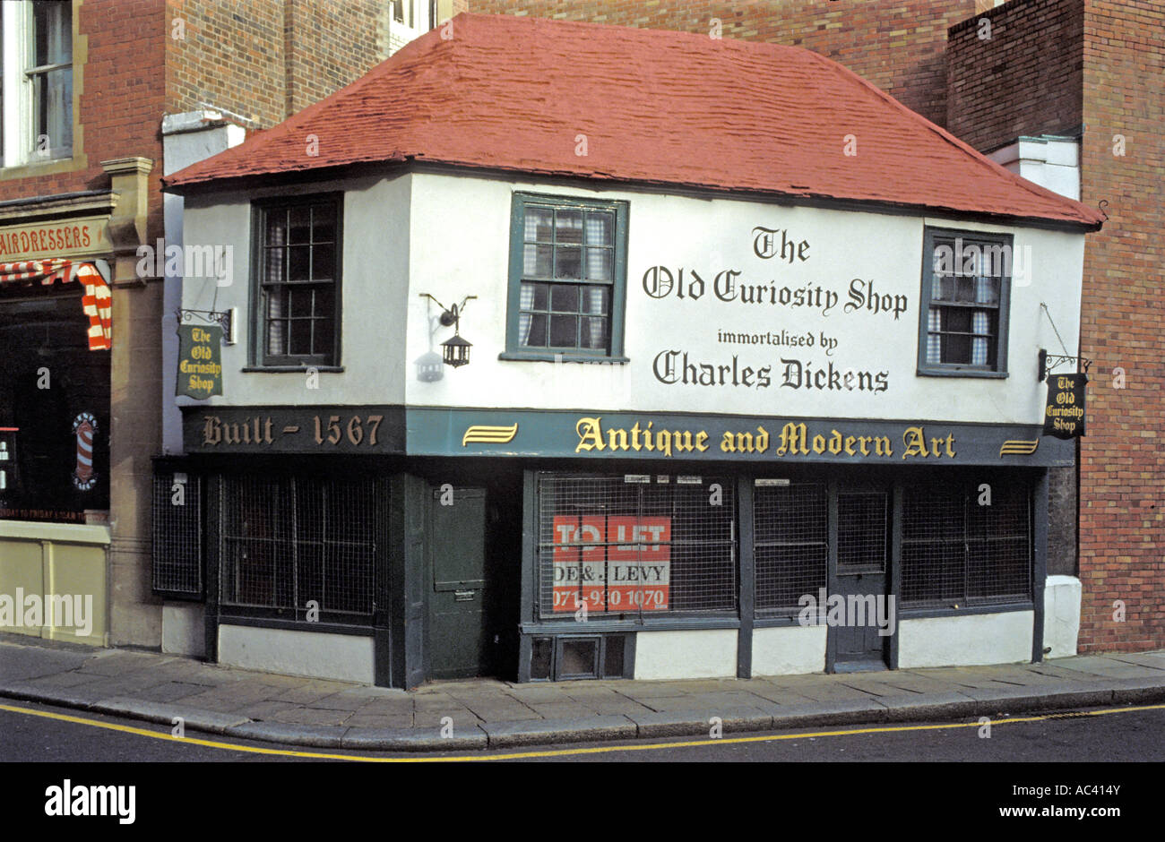 The Old Curiosity Shop, Portsmouth Street, London, 'To Let' sign in window, London 1993 Stock Photo