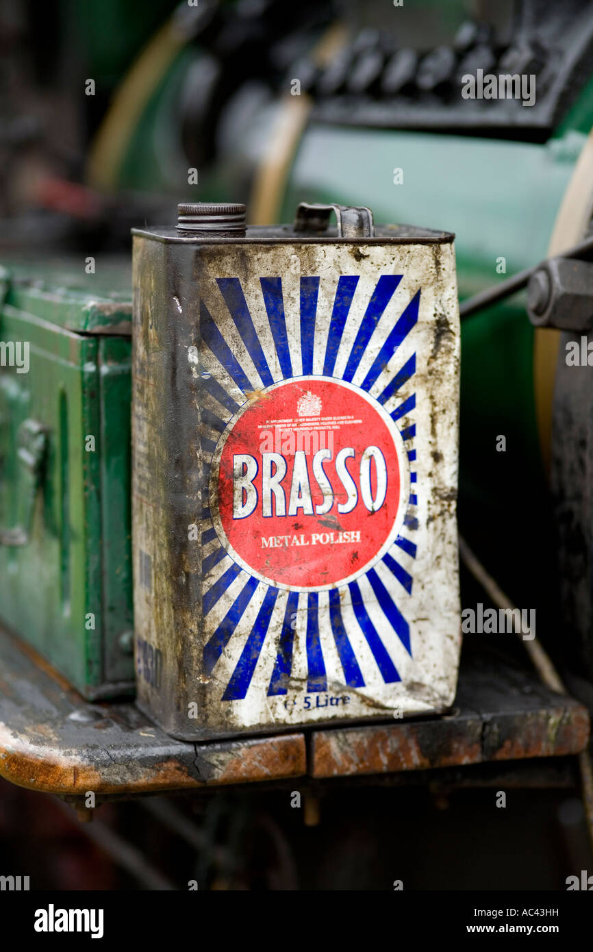Vintage 'brasso' Mexican Version Tin full 