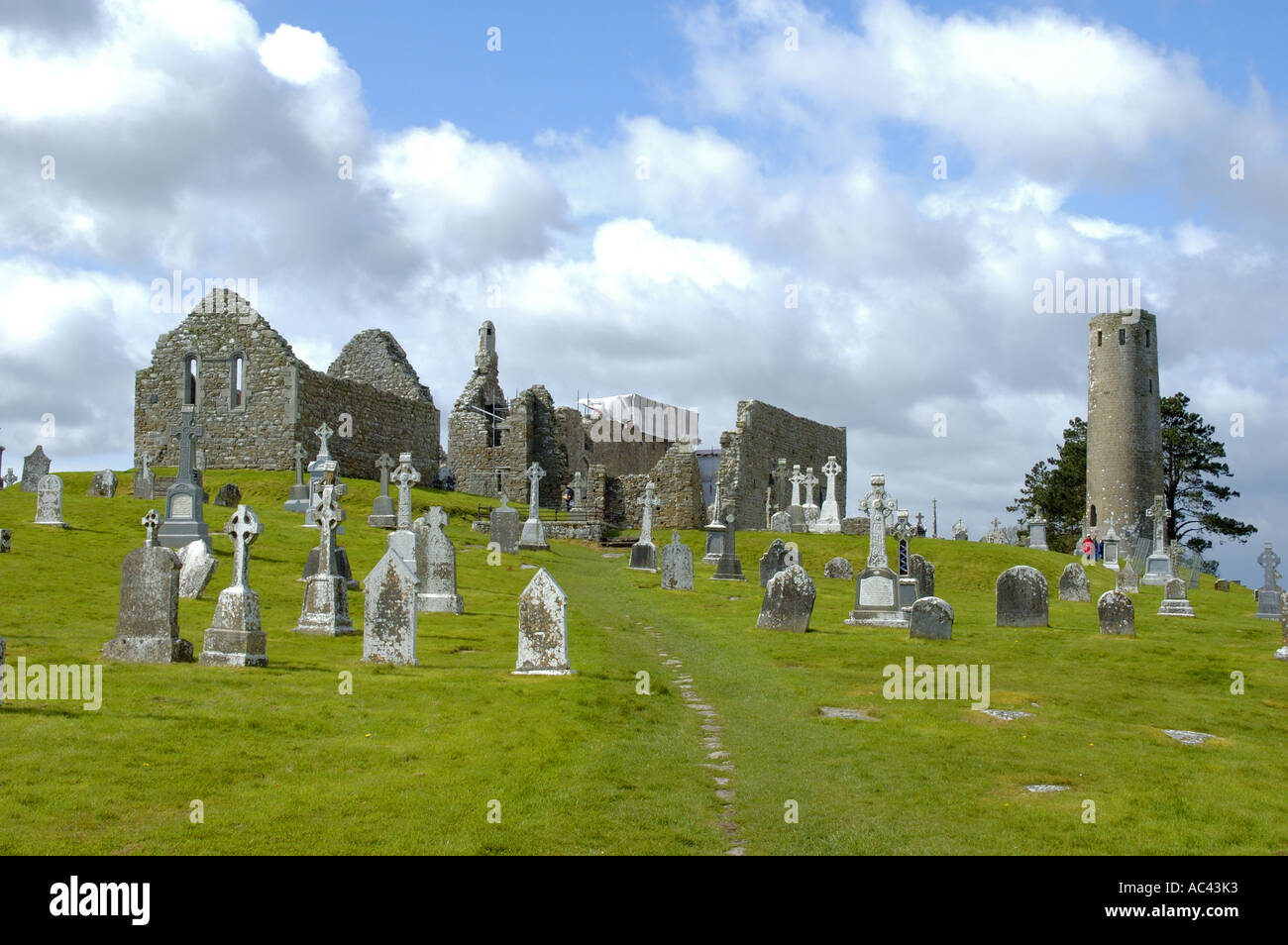 The ancient monastery of Clonmacnoise Co Offaly Ireland Stock Photo
