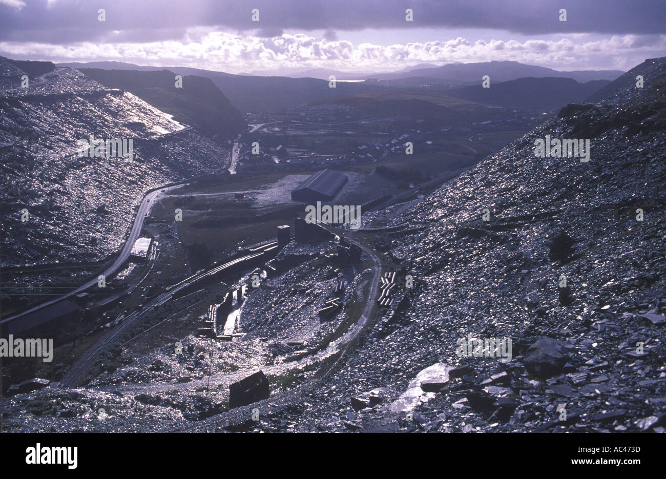 Slate Mining Blaenau Ffestiniog Gwynedd Wales UK 43428JM2 Stock Photo 804669 Alamy Slate Mining Blaenau Ffestiniog Gwynedd Wales UK 43428JM2 Stock Photo 804669 Alamy