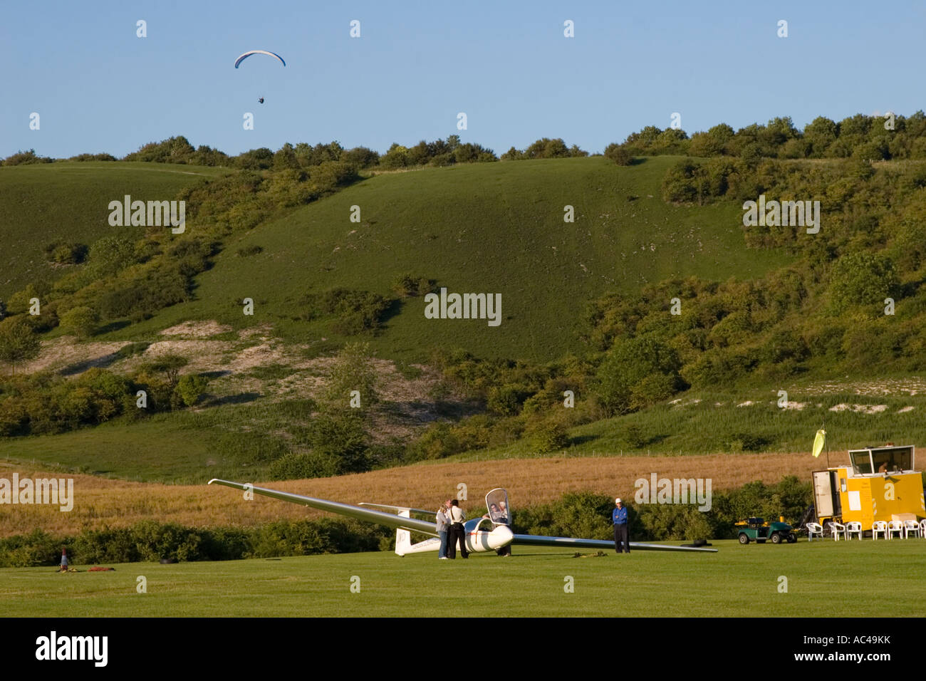 The London Gliding Club Dunstable Stock Photo Alamy