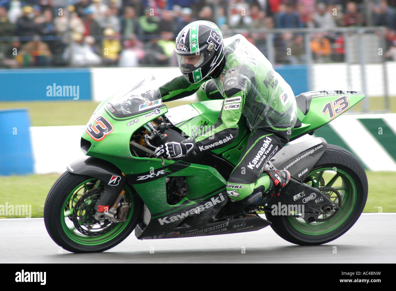 Anthony West (AUS) racing at the 2007 Nickel & Dime British Motorcycle Grand Prix - Donington Park Stock Photo