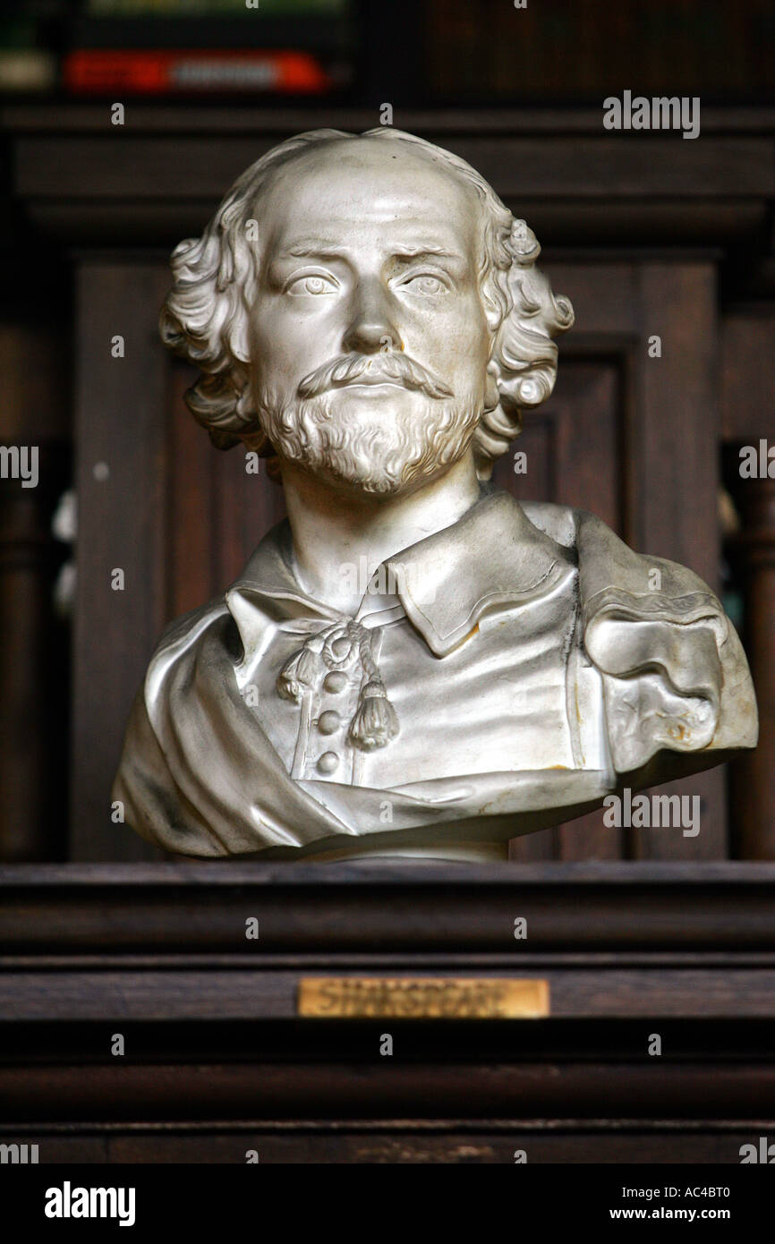 Bust of William Shakespeare at Lord Coleridge's Chanter's House, Ottery St Mary in Devon England UK Stock Photo