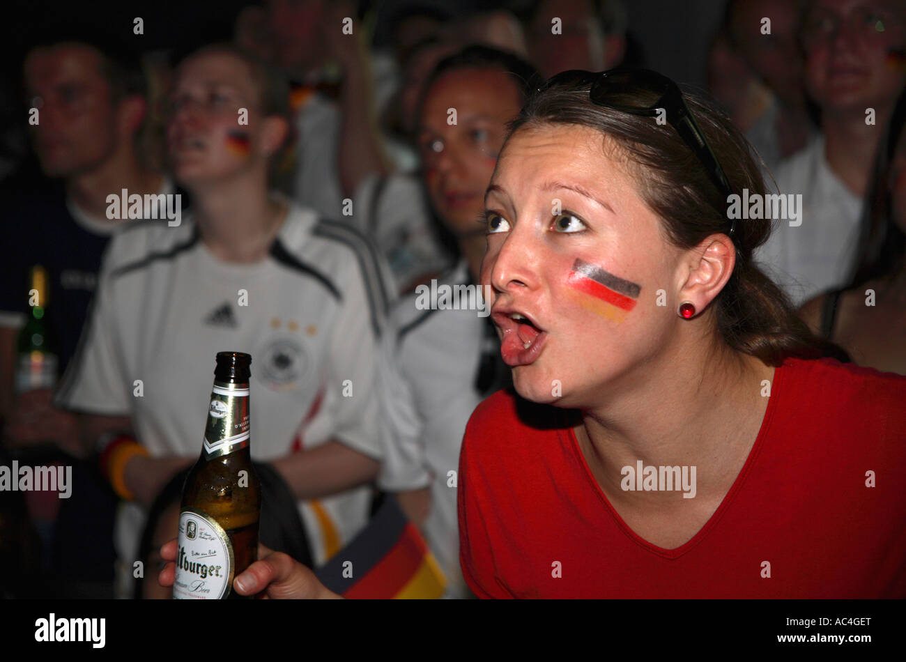 German fans watching victory vs Sweden, 2006 World Cup Finals, Goethe-Institute, London Stock Photo