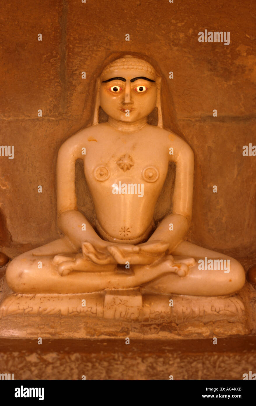 Ranakpur Chaumukha four faced temple 1439 Mahavir - Vardhamāna Mahāvīra 599–527 BC Jain Jainism India Rajasthan Stock Photo