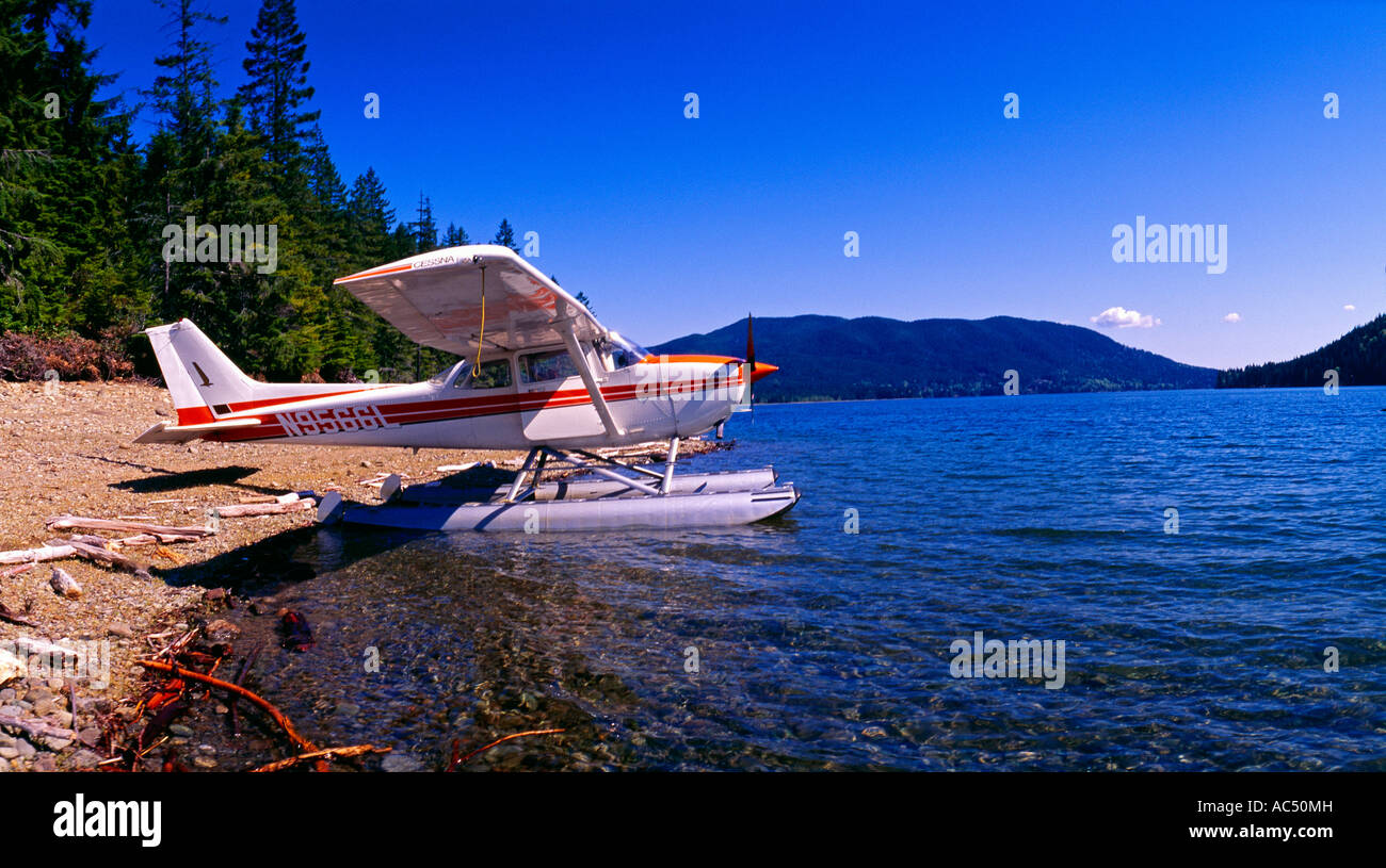 Cessna 172 Floatplane On A Secluded Lake In The Olympic Mountains Of 