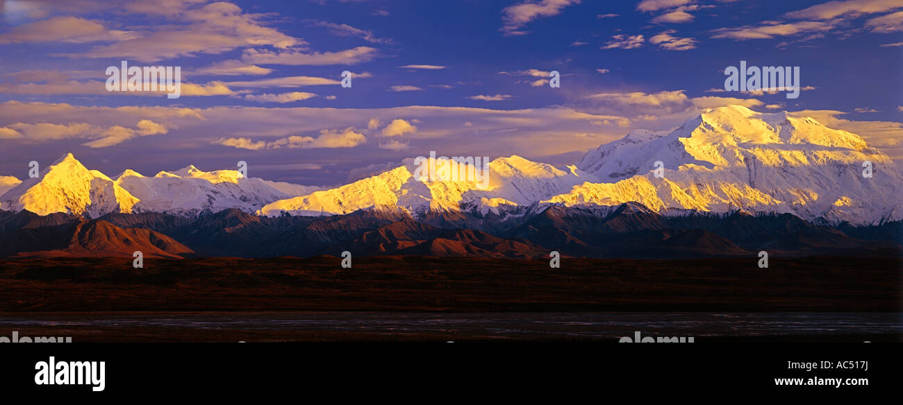 Tallest mountain in us hi-res stock photography and images - Alamy