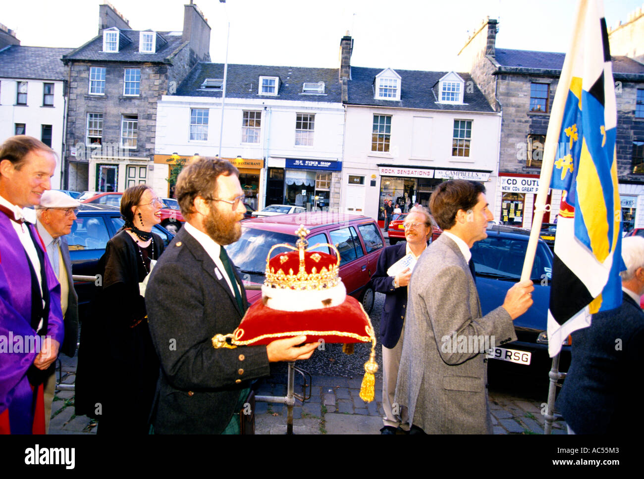 ST ANDREWS SCOTLAND: OPENING OF SCOTTISH PARLIAMENT 1997 Stock Photo