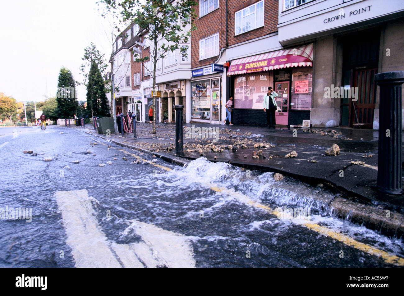 Busted water main hires stock photography and images Alamy