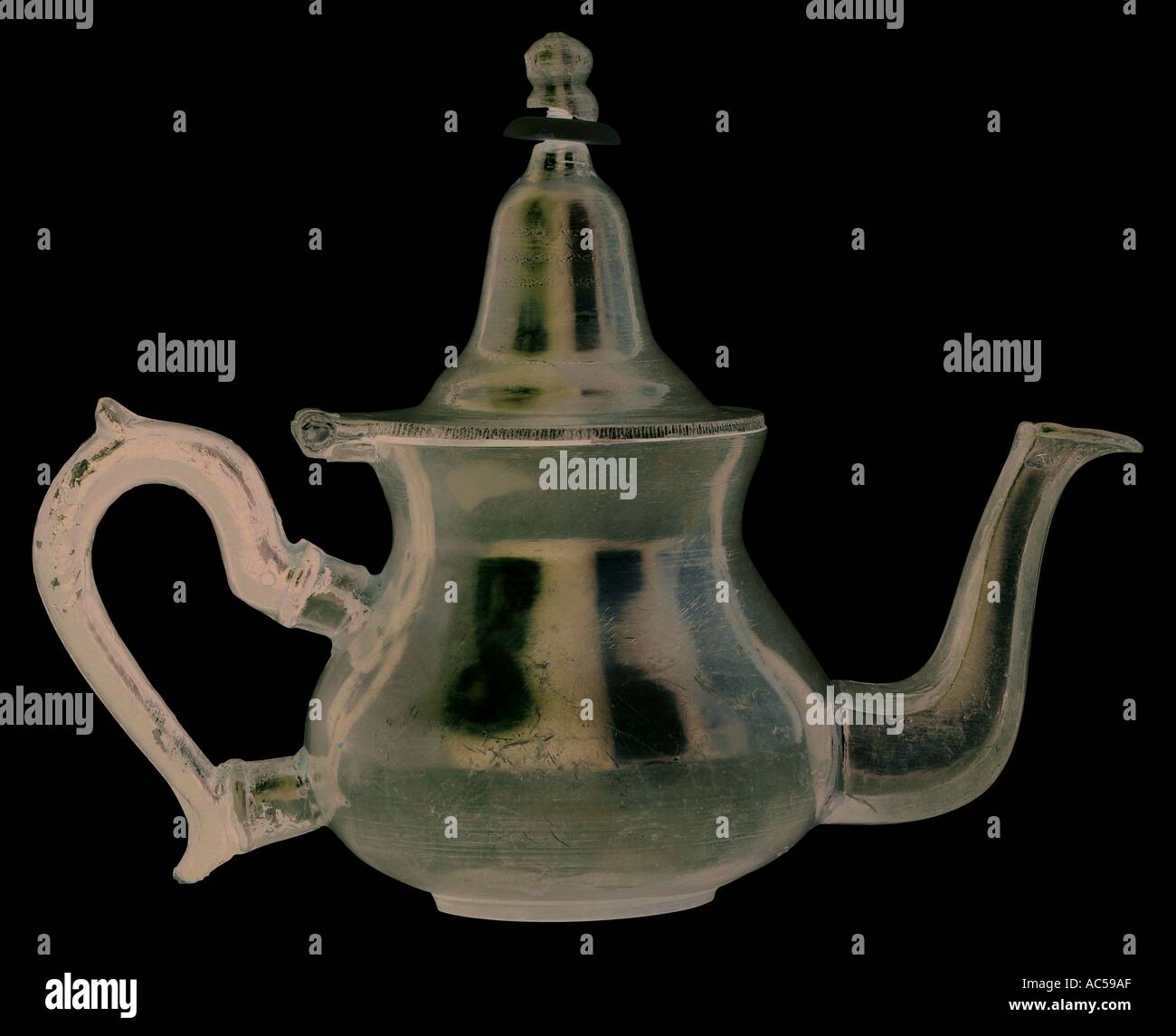 Silver teapot hi-res stock photography and images - Alamy