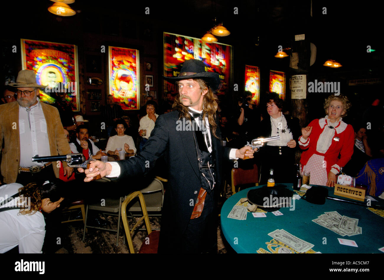 TOMBSTONE ARIZONA USA 1995 WYATT EARP LOOKALIKE TOMBSTONE ARIZONA Stock  Photo - Alamy