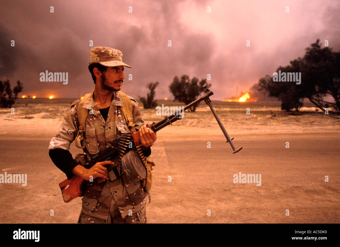 Aftermath of the gulf war hi-res stock photography and images - Alamy