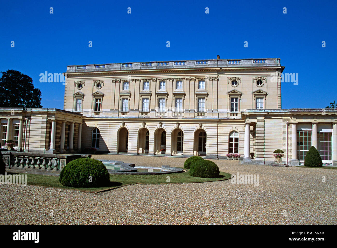 Chateau de Bizy, Vernon, Normandy, France Stock Photo - Alamy