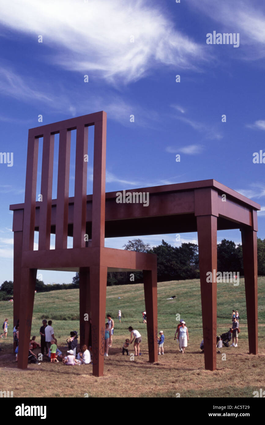 The writer sculpture on Hampstead Heath Stock Photo Alamy