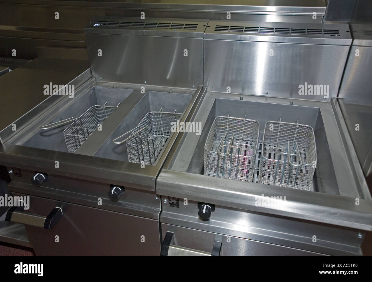 industrial fish fryer Stock Photo Alamy