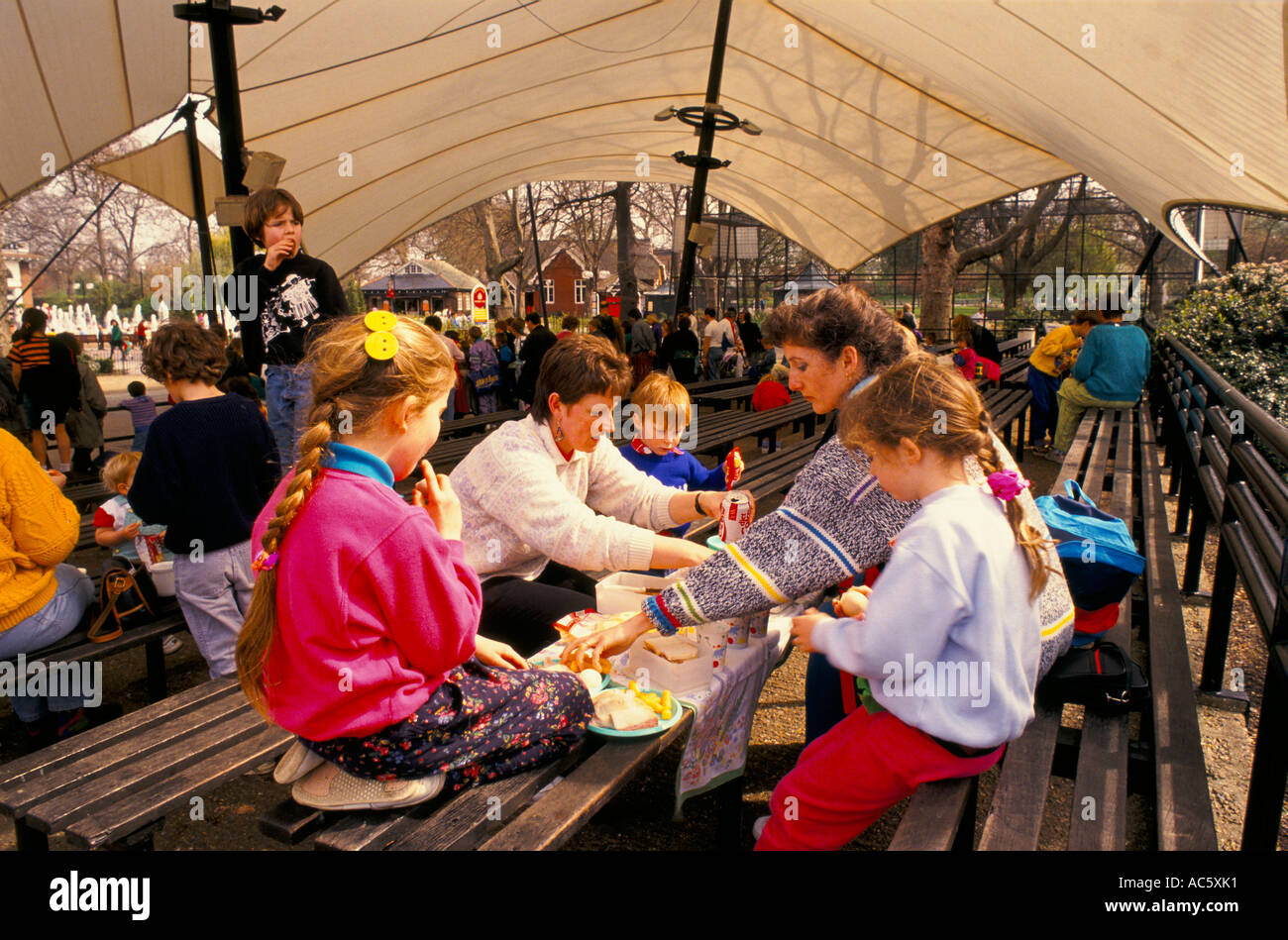 Picnic bench group hires stock photography and images Alamy