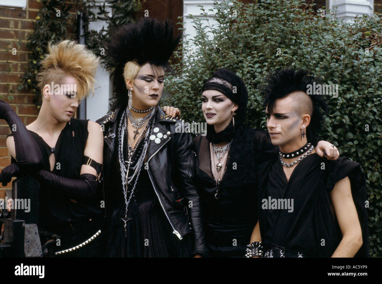 Flat mohawk hi-res stock photography and images - Alamy