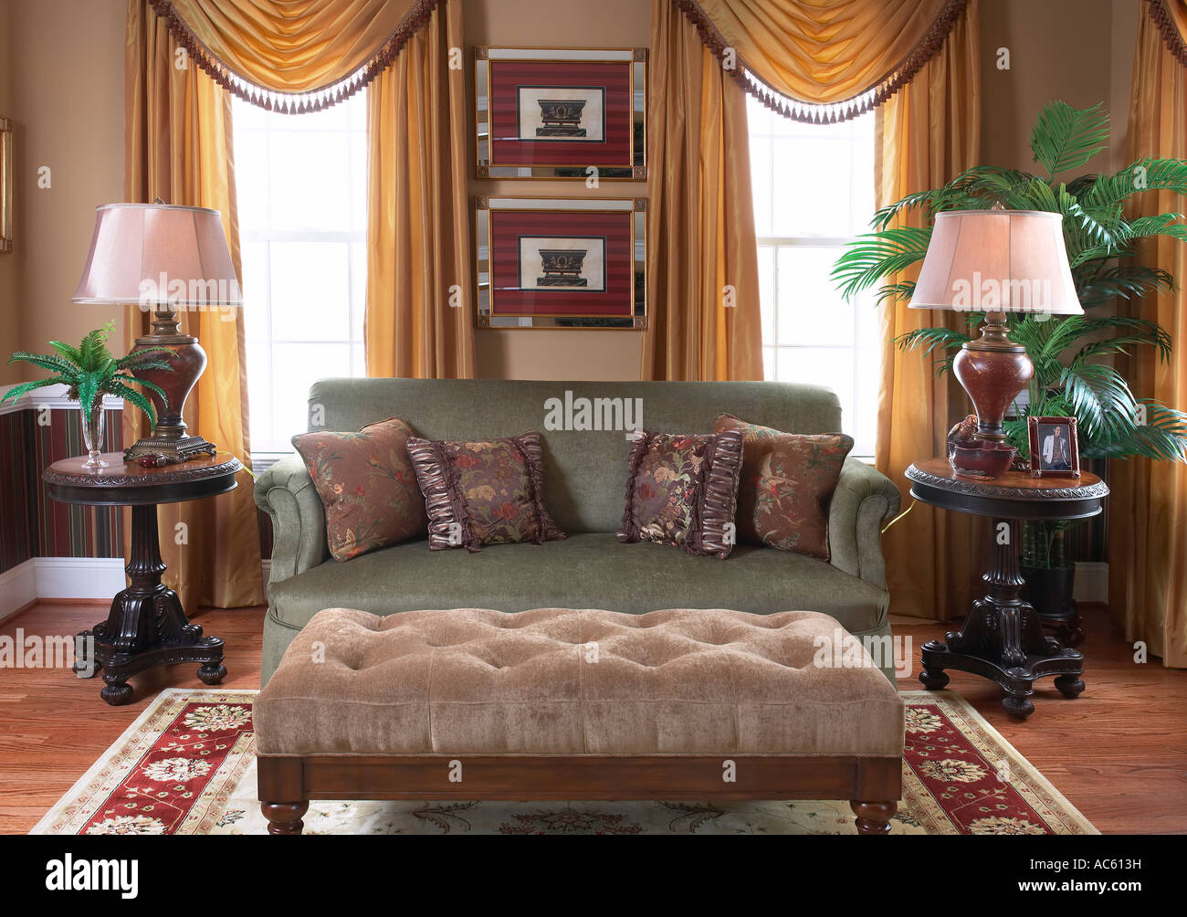Parlor room hires stock photography and images Alamy