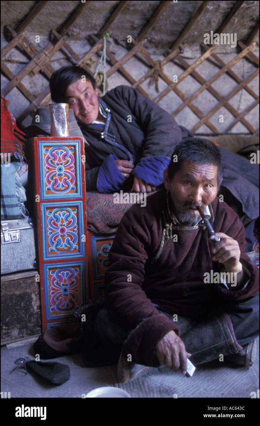 Inside a Mongolian Ger yurt Mongolia Stock Photo - Alamy