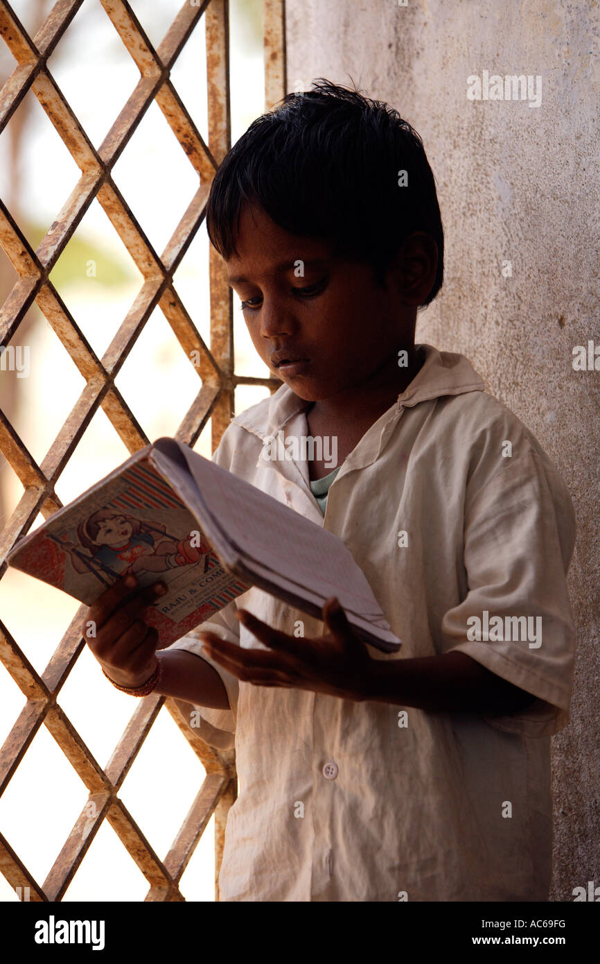Tamil nadu india government school hi-res stock photography and images ...