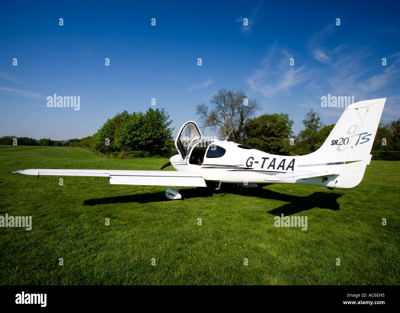 Cirrus SR20 light aircraft - Denham, Buckinghamshire, England Stock Photo