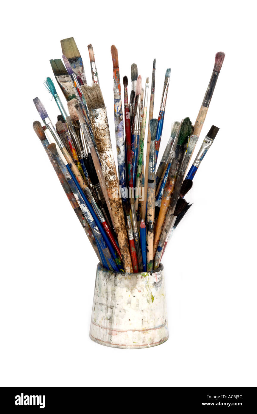 Old artists paintbrushes hi-res stock photography and images - Alamy