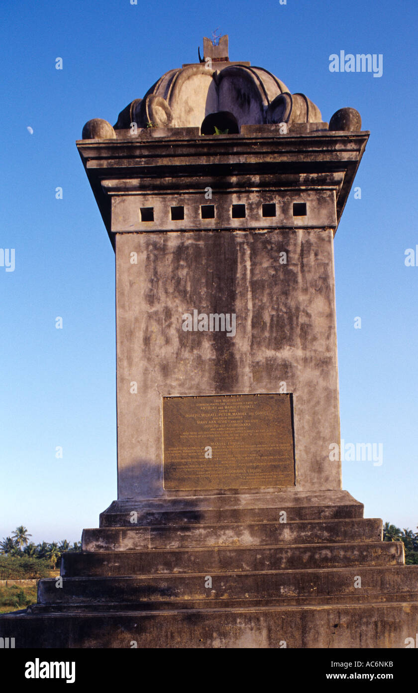 British tombs hi-res stock photography and images - Alamy