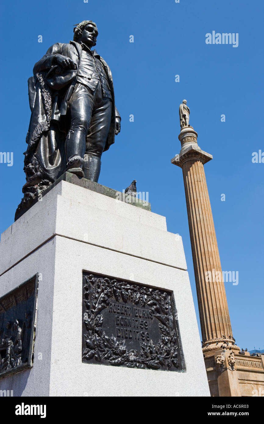STATUE OF ROBERT BURNS IN SQUARE GLASGOW Stock Photo Alamy