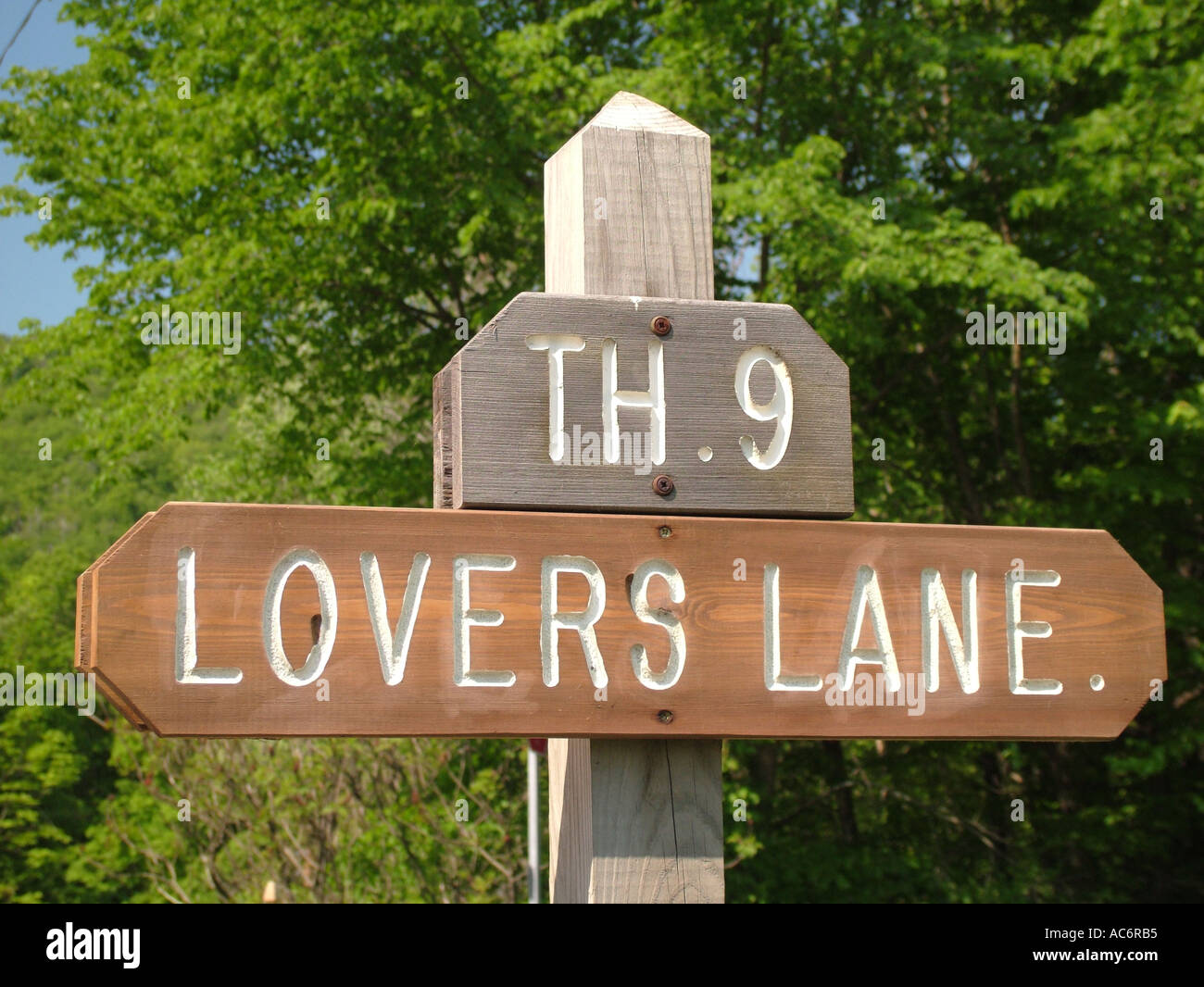 AJD43019, street signs, Lovers Lane Stock Photo Alamy