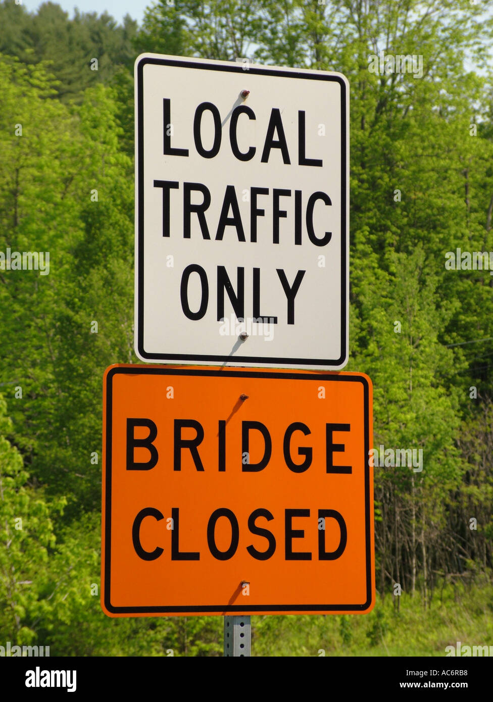 AJD43020, road sign, Bridge Close, Local Traffic Only Stock Photo