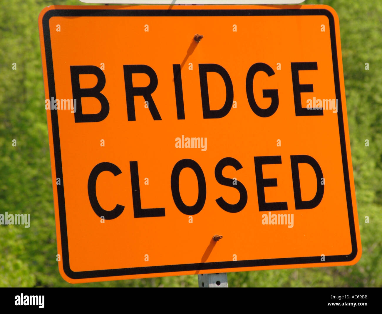 AJD43022, road sign, Bridge Close Stock Photo