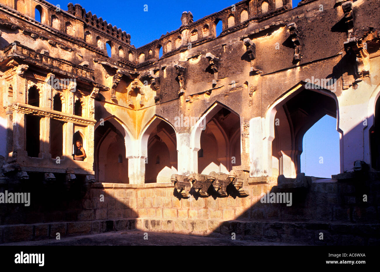 QUEENS BATH HAMPI KARNATAKA Stock Photo Alamy