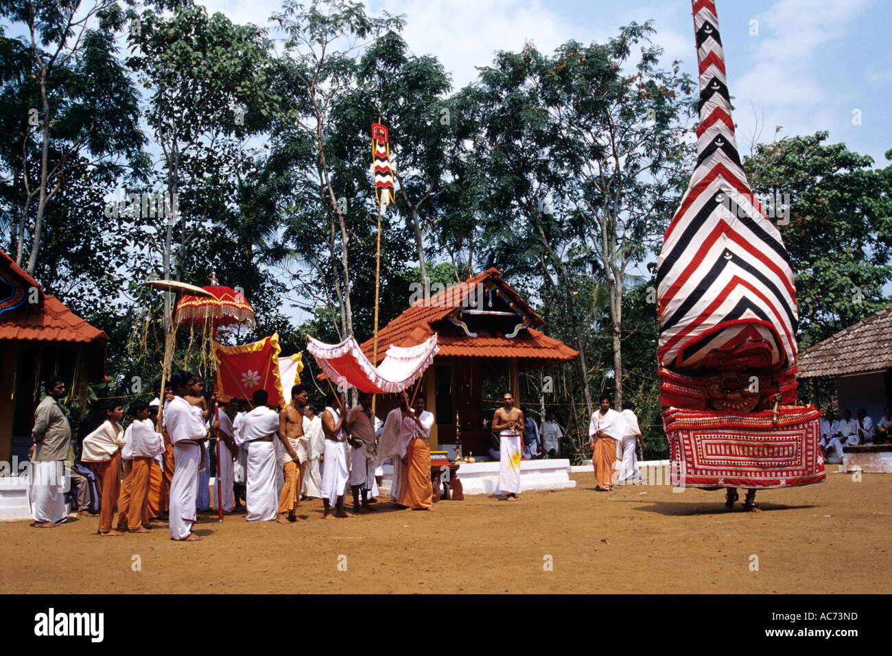 GODMEN- THEYYAM, THE RITUALISTIC DANCE OF MALABAR, KANNUR Stock Photo