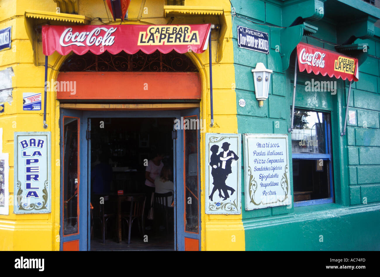 Colorfully painted CAFE LA PERLA in the ITALIAN IMMIGRANT neighborhood of LA  BOCA BUENOS AIRES ARGENTINA Stock Photo - Alamy