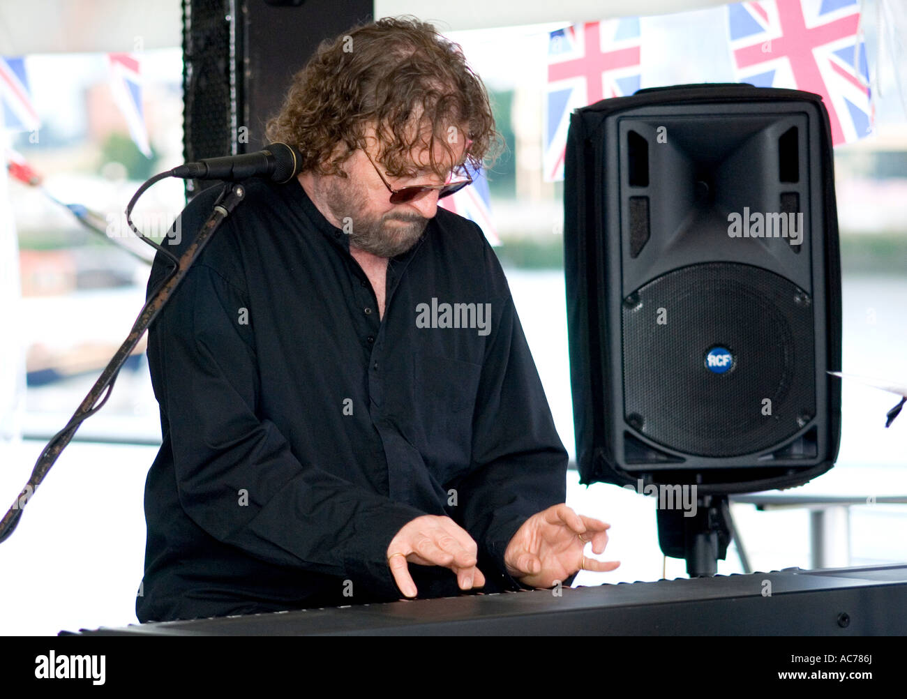 Chas Hodges Stock Photo - Alamy