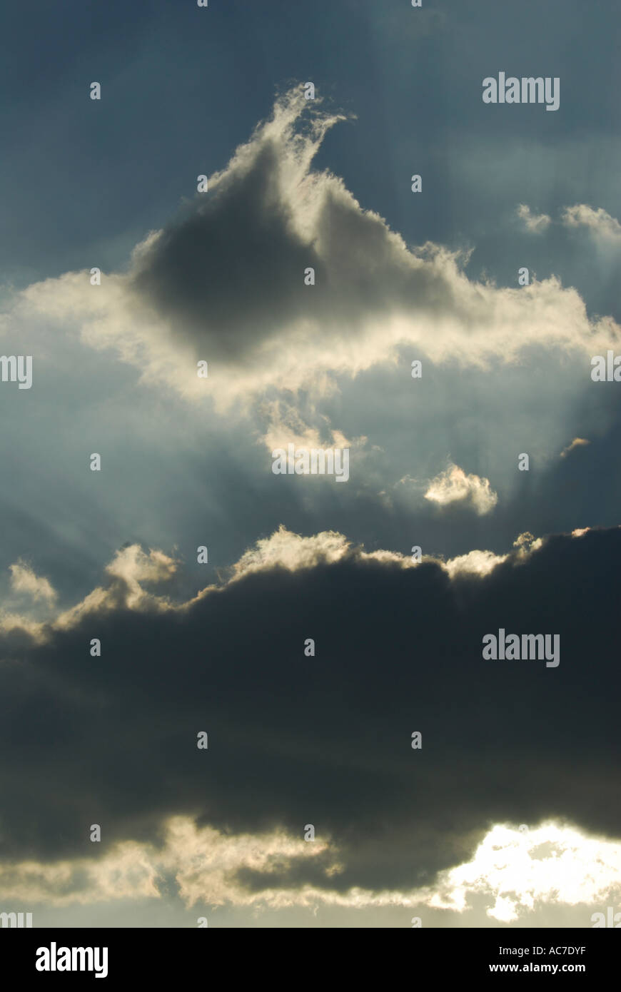 Monsoon Shadow SILVER LINE AND SHADOW OVER MONSOON CLOUD Stock Photo - Alamy