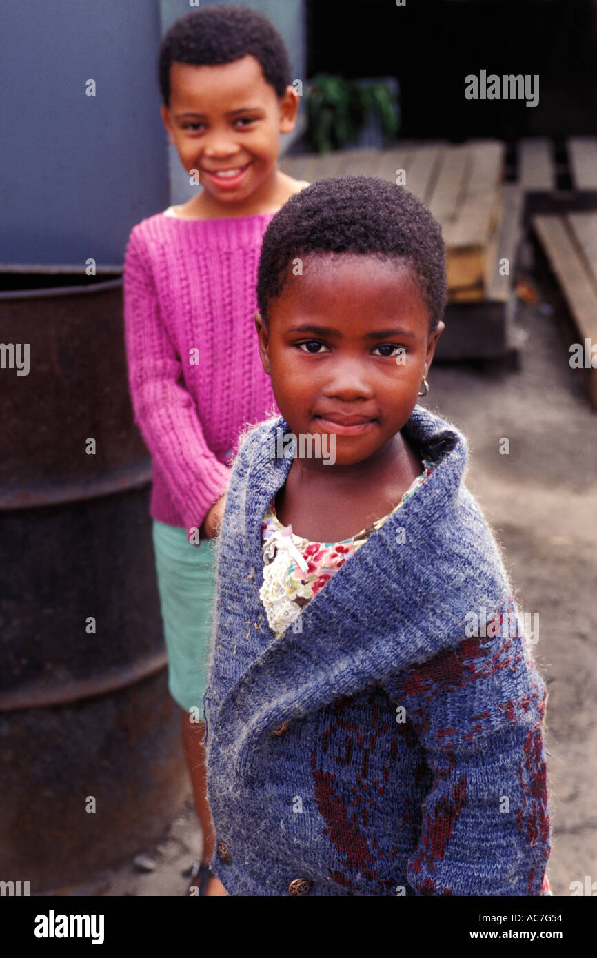 Fetish sluts fuck piss orgy