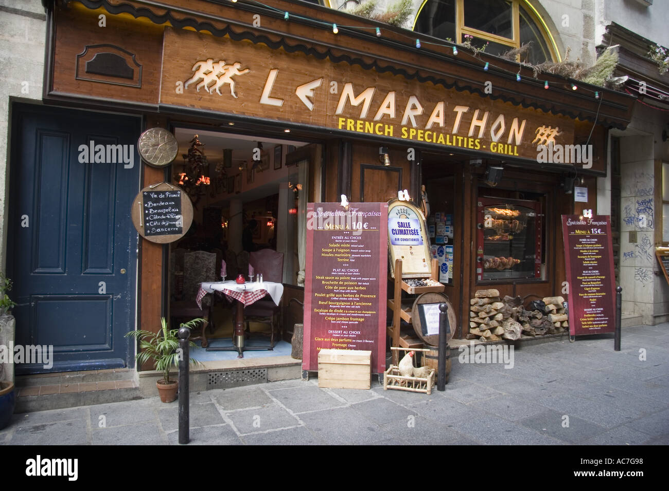 Latin Quarter restaurant Le Marathon on Rue Saint Severin Paris France Stock Photo