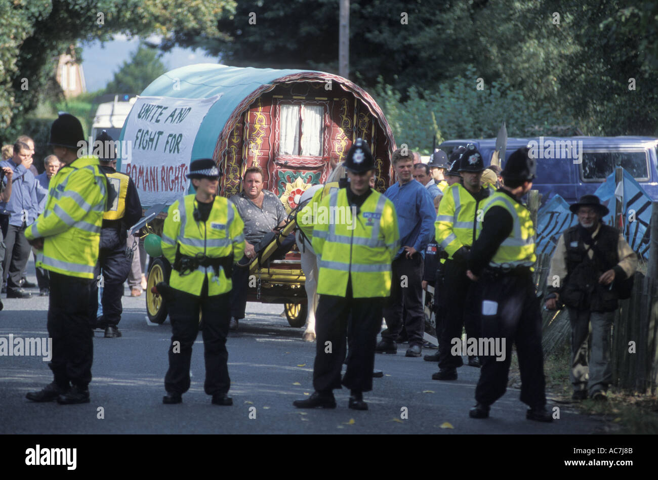 Romany gypsies at the Horsmonden horse fair in Kent Stock Photo Alamy