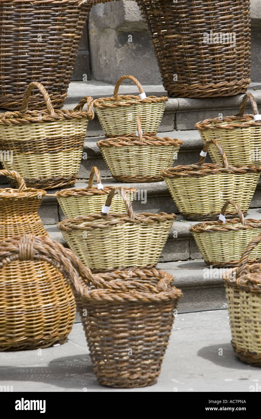 Hand made wicker baskets at medieval market, Balmaseda, Basque Stock Photo  - Alamy