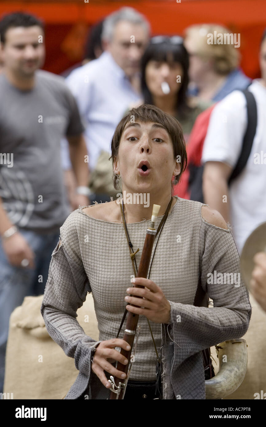 Female musician in period hi-res stock photography and images - Alamy