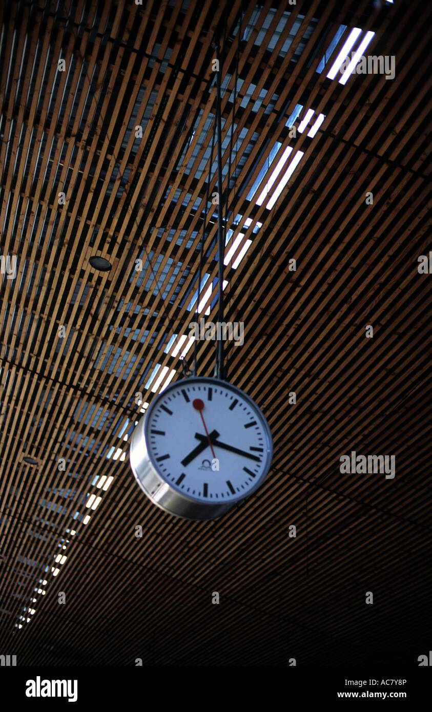 Clock at Zurich railway station, Switzerland Stock Photo Alamy