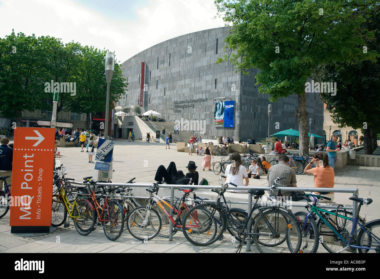 Vienna Museum of Modern Art Foundation Ludwig Stock Photo - Alamy