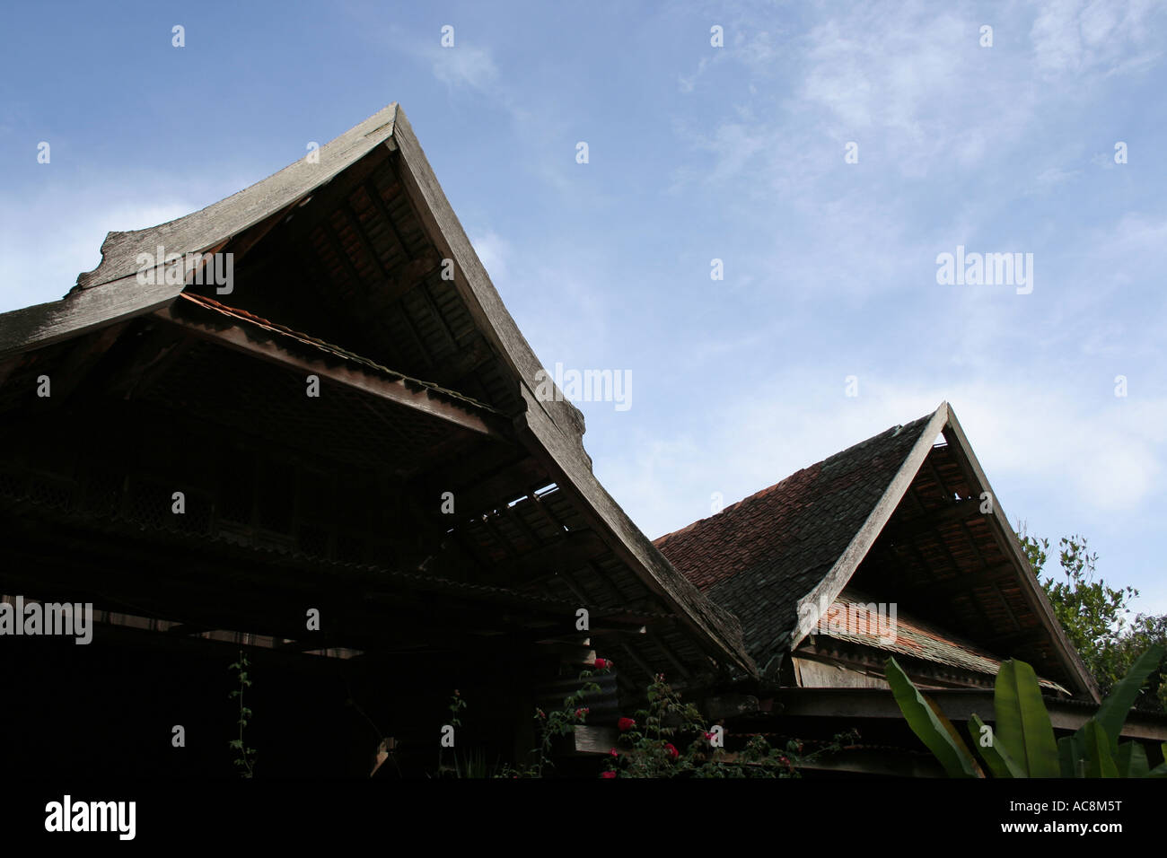 Roof traditional wooden malay house hires stock photography and images Alamy