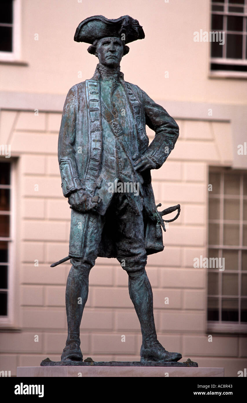 Captain James Cook (1728-1779) sculpture by Anthony Stones standing before National Maritime Museum, Greenwich, London, England Stock Photo