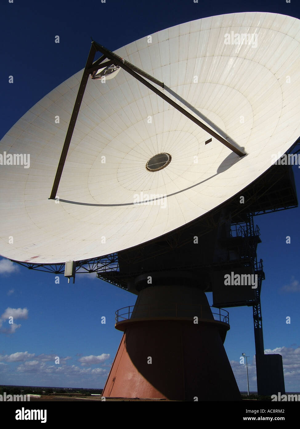 The satellite dish at Carnarvon, Western Australia Stock Photo Alamy