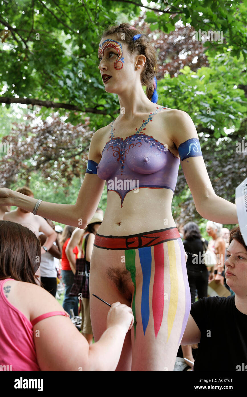 body painting nudist 