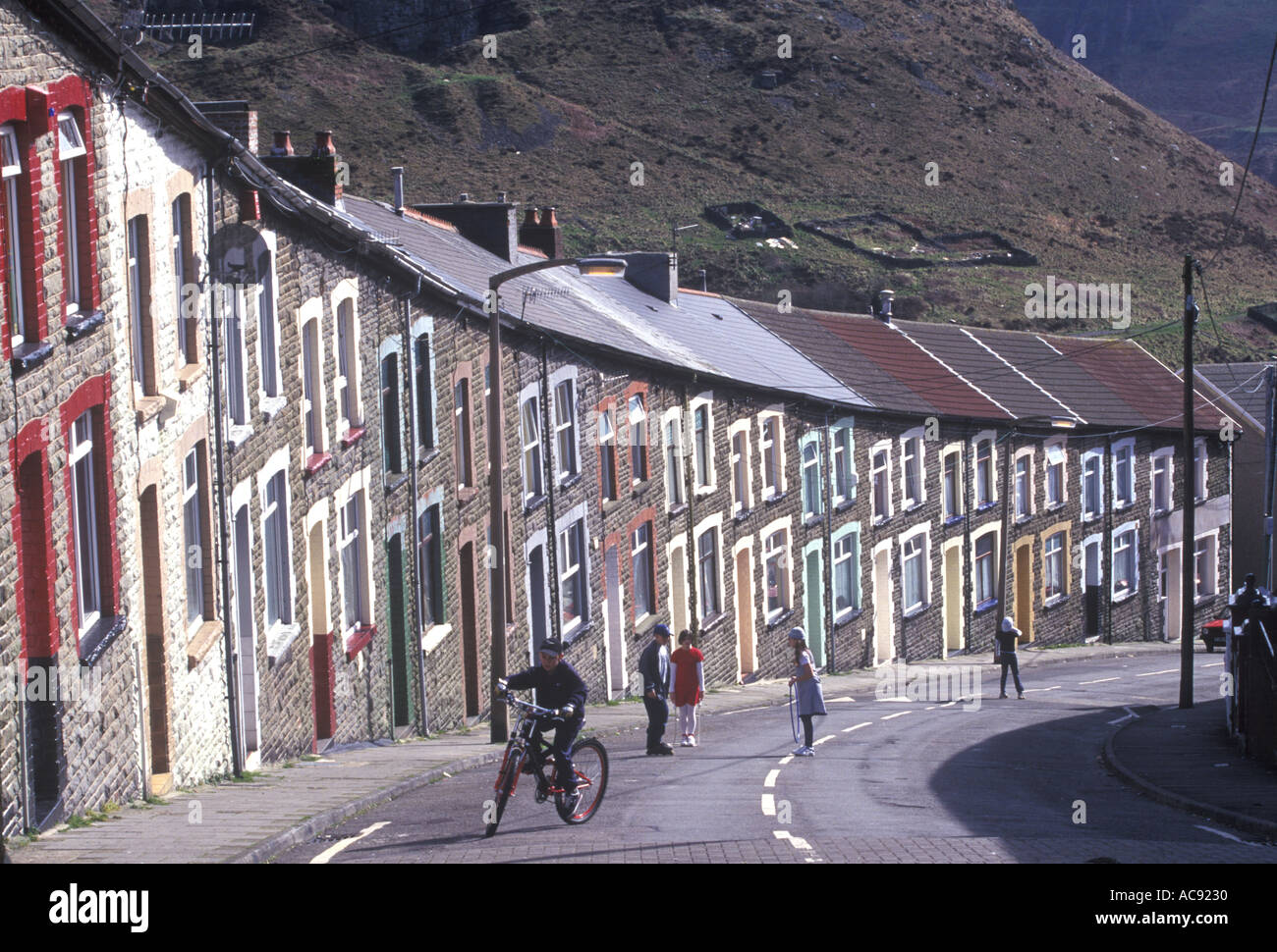 Rhondda valleys street hires stock photography and images Alamy